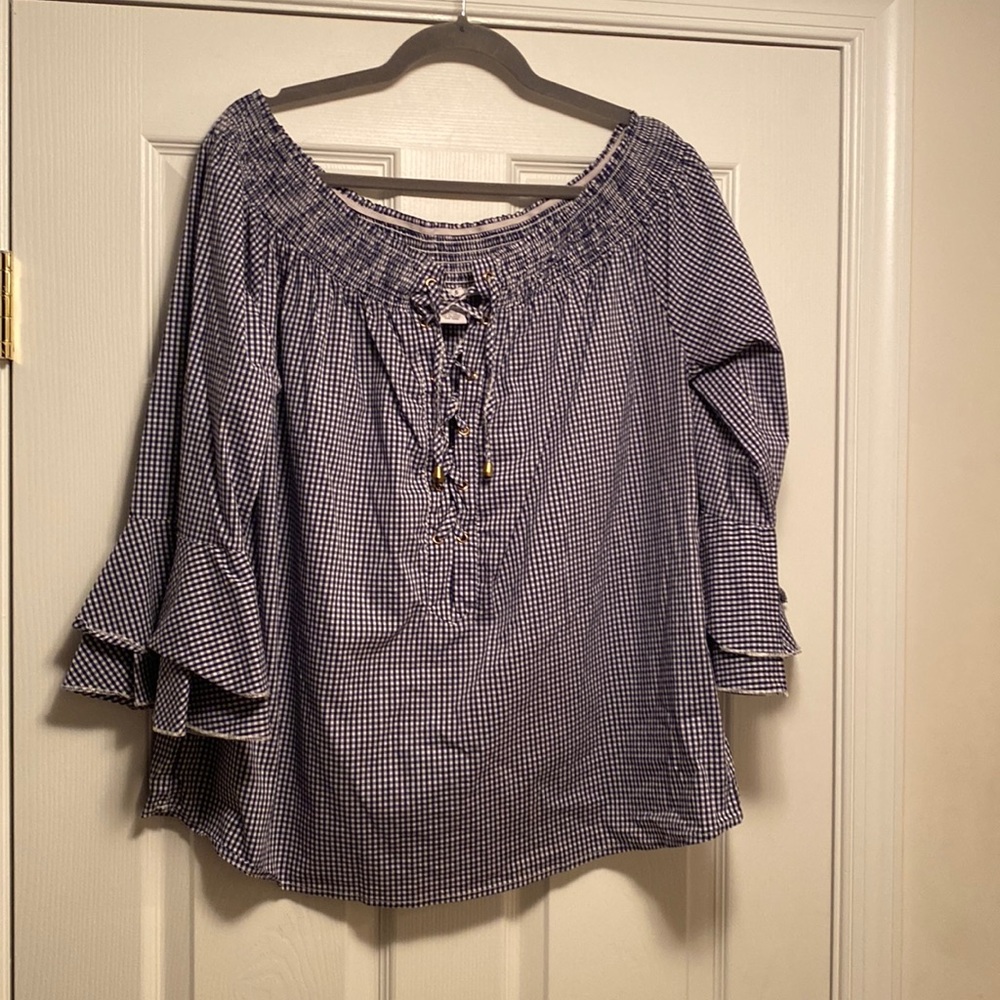 Vantarsi Off The Shoulder Top…size 1X